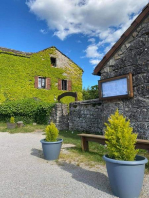 Отель Auberge de Cadenas  Веро